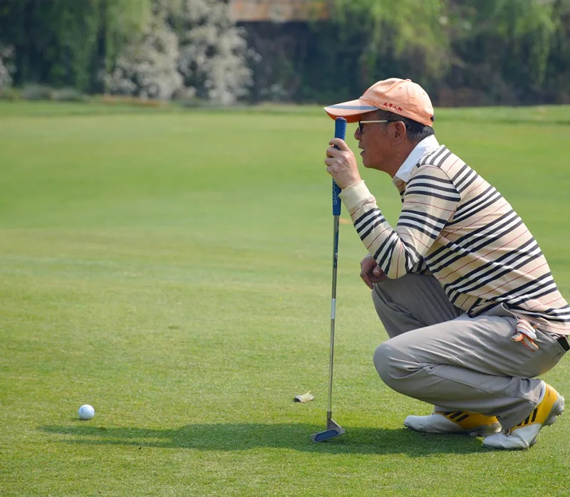 高尔夫预选赛上演强强对话,粤西霹雳队逆转滇池天虎队,团队配合流畅;节奏掌控在手的简单介绍 高尔夫预选赛上演强强对话,粤西霹雳队逆转滇池天虎队,团队配合流畅;节奏掌控在手的简单介绍