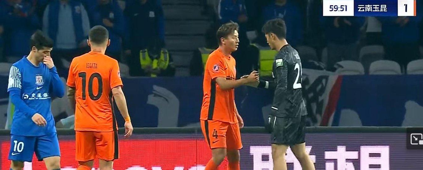 上海申花迎国王杯关键赛；关键战伤情更新；气氛紧张；医务组通报恢复的简单介绍开云娱乐