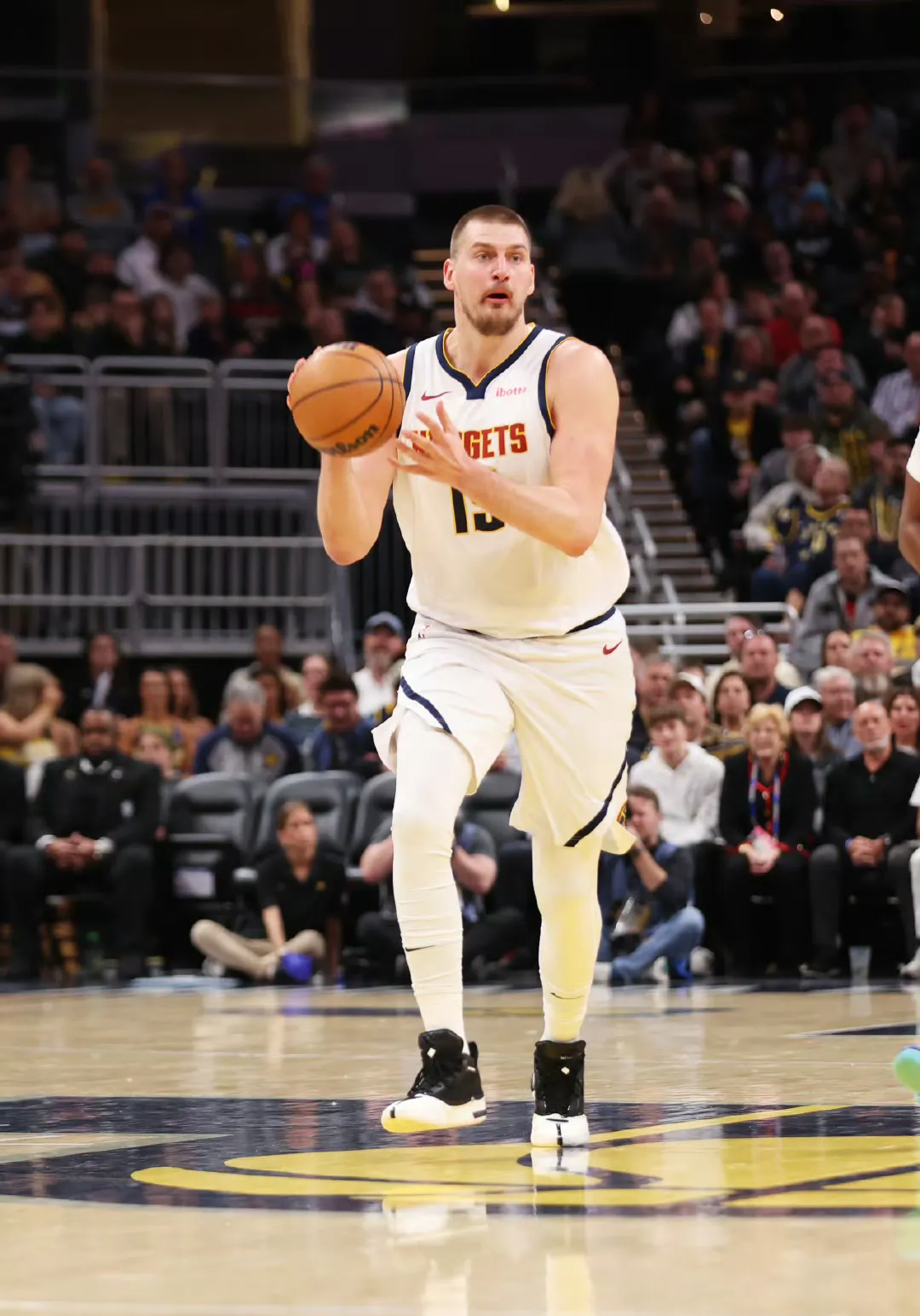 穆雷赛事官方发布精彩发挥新规，雄鹿争议不断！的简单介绍开云APP