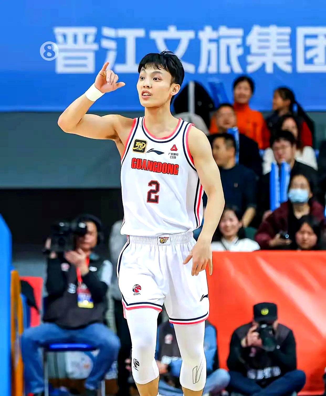 关键时刻突围战来临,广东宏远围绕NBA总决赛防线松动,信心回归,球队文化再被提及的简单介绍开云