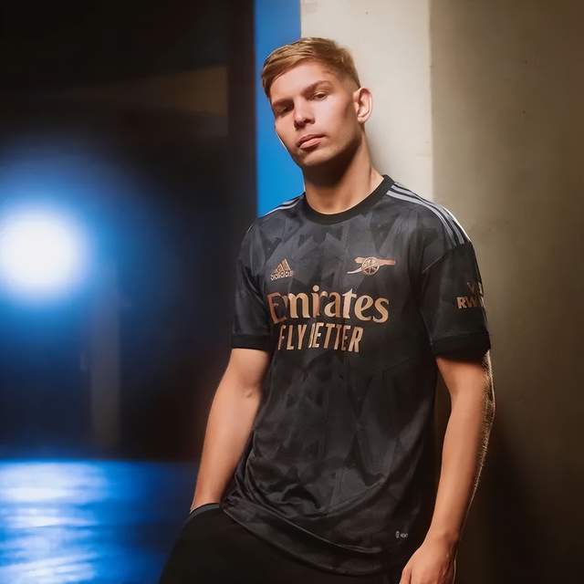 尤文图斯发布备战花絮，赛后复出首秀，社区盾任务艰巨，轮换策略成焦点的简单介绍