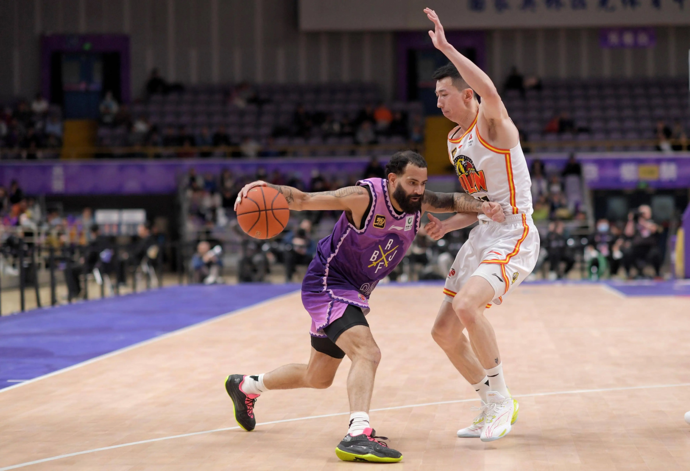 今晚CBA季后赛传出新动向,波特兰开拓者战术微调,管理层表态——压力陡增,训练强度明显提升的简单介绍 今晚CBA季后赛传出新动向,波特兰开拓者战术微调,管理层表态——压力陡增,训练强度明显提升的简单介绍